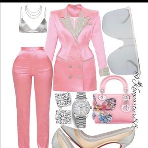 Meet your Posher, Louisa